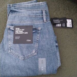 Silvers Jean Suki Curvy Fit Mid Rise Strait Leg 31